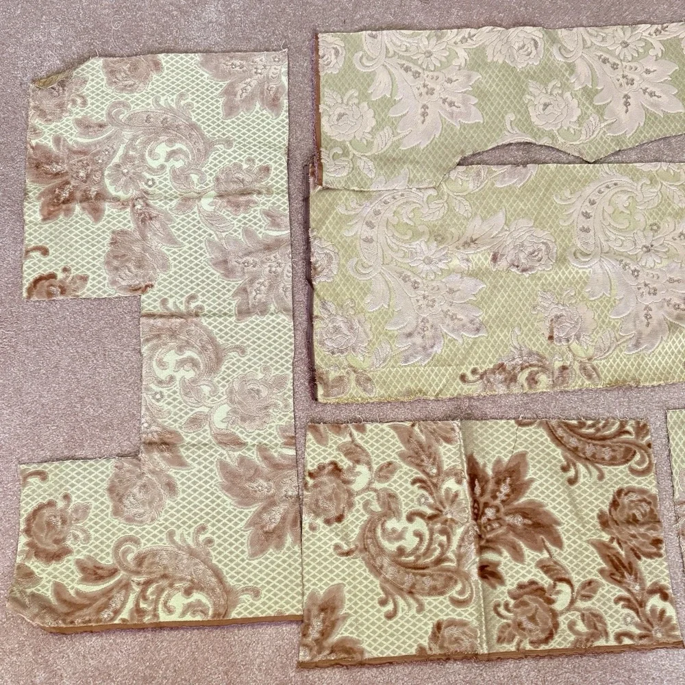 Vintage Upholstery Fabric Scrap Lot 4.5 lbs Tapestry Brocade Floral Swatches